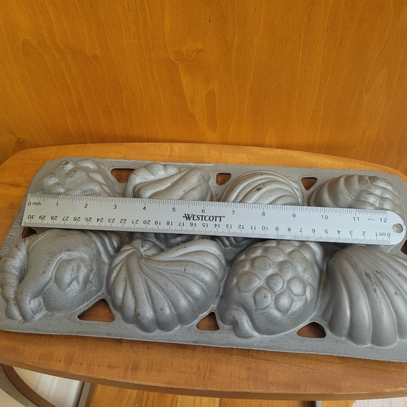 Vintage 1989 John Wright Cast Iron Sea Shell Baking Pan Cooking Mold USA - Picture 5 of 6